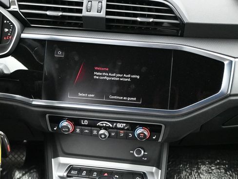 Certified 2025 Audi Q3 2.0T Premium AWD/4WD image 15
