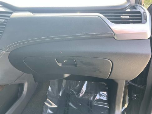 Used 2016 Chevrolet Tahoe LT AWD/4WD image 27