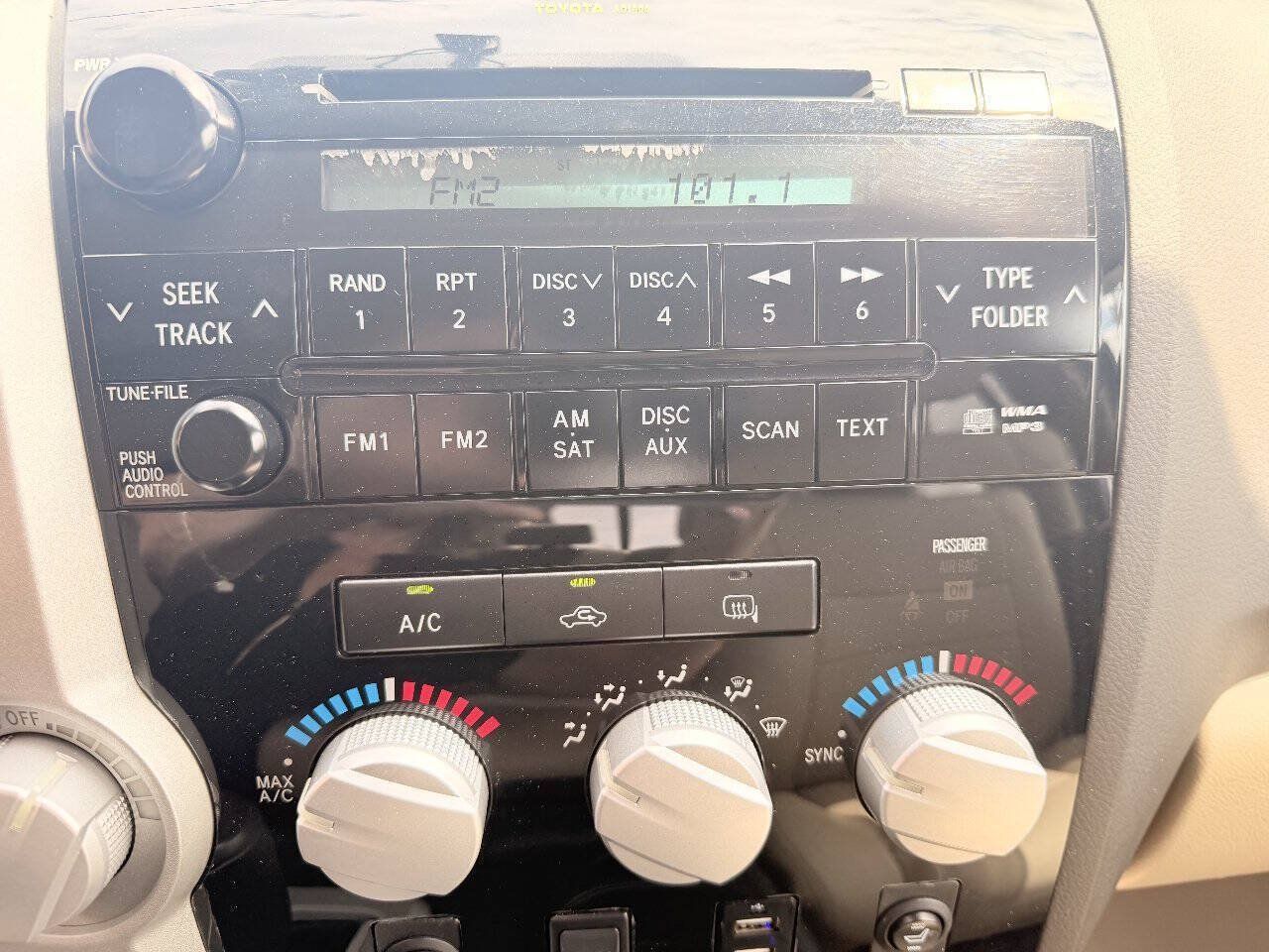 Used 2008 Toyota Tundra 4x4 Double Cab image 26