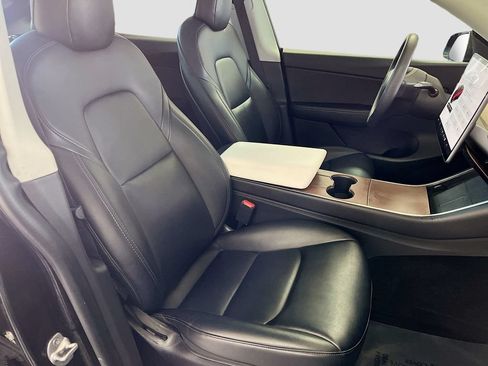 Used 2021 Tesla Model Y 2WD image 27