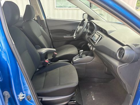 Used 2024 Nissan Kicks S FWD image 22