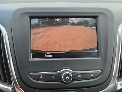 Used 2024 Chevrolet Equinox LT AWD/4WD image 26