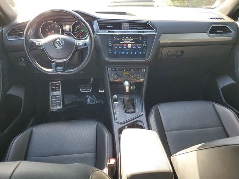 Used 2021 Volkswagen Tiguan SE R-Line image 15