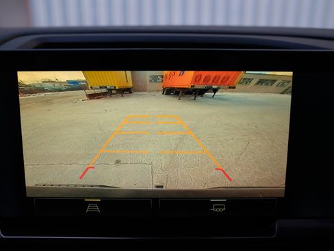 Used 2022 Chevrolet Silverado 1500 LT image 40