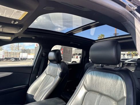 Used 2019 Lincoln Nautilus Reserve w/ Driver Assistance Package image 19