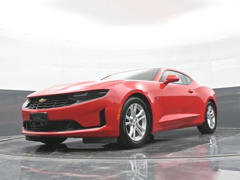 Used 2021 Chevrolet Camaro LS RWD image 38