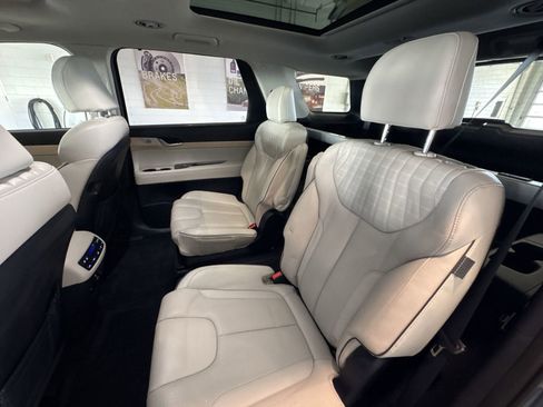 Used 2023 Hyundai Palisade Limited image 26