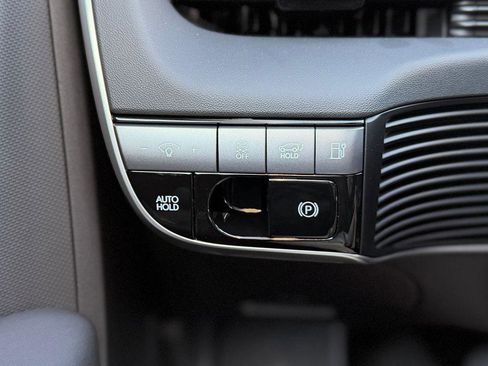 New 2026 Hyundai Ioniq 5 SEL image 21