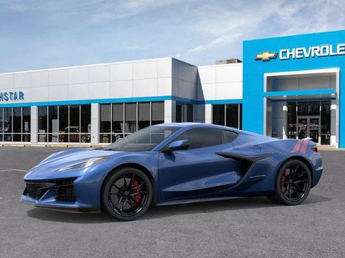 New 2027 Chevrolet Corvette Grand Sport RWD image 2