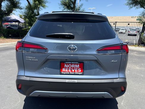 New 2026 Toyota Corolla Cross XLE w/ Convenience Package FWD image 8