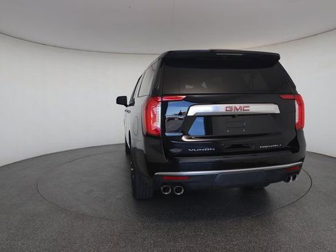 Used 2022 GMC Yukon XL Denali image 13