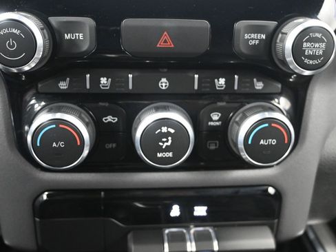 Used 2024 RAM 1500 Laramie image 20