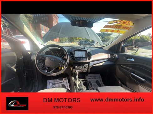 Used 2018 Ford Escape SE w/ SE Sport Appearance Package AWD/4WD image 13