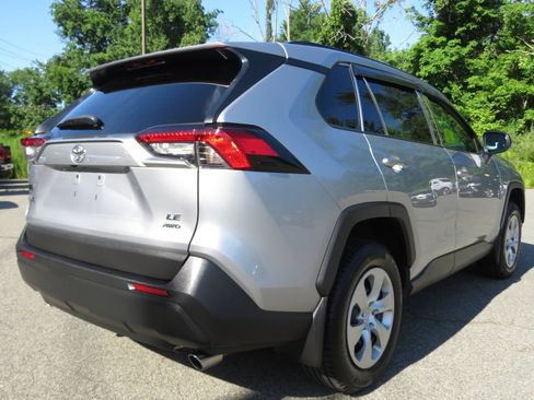 Used 2020 Toyota RAV4 LE w/ All Weather Liner Package AWD/4WD image 5