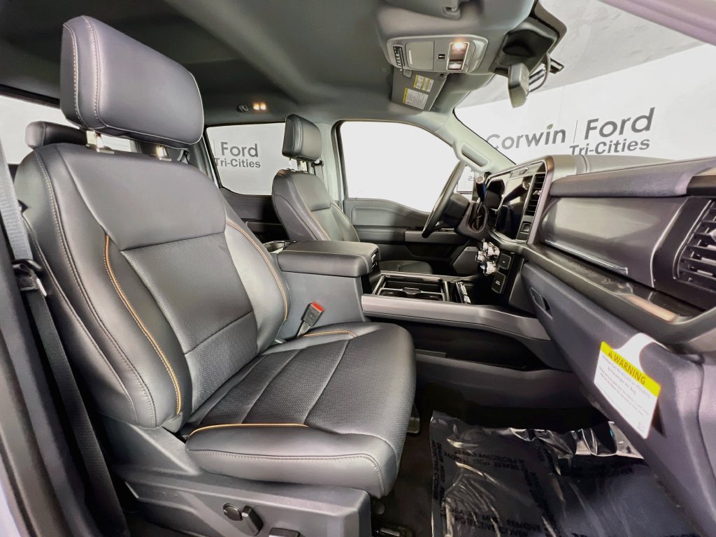 New 2026 Ford F350 Lariat w/ FX4 Off-Road Package AWD/4WD image 17