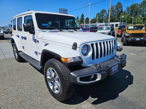 Used 2021 Jeep Wrangler Unlimited Sahara w/ Uconnect 4C Nav & Sound Group AWD/4WD image 7