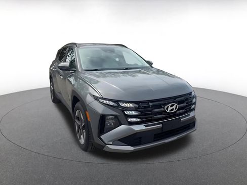 Used 2025 Hyundai Tucson SEL image 3