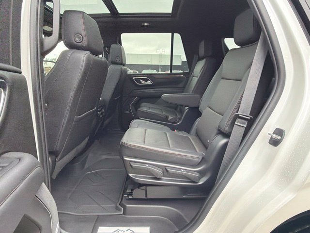 Used 2024 Chevrolet Tahoe High Country AWD/4WD image 33