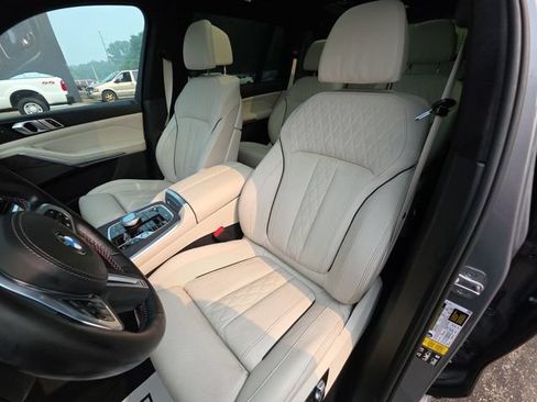 Used 2023 BMW X7 M60i w/ Executive Package AWD/4WD image 11