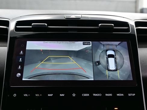 Certified 2023 Hyundai Tucson Limited AWD/4WD image 19
