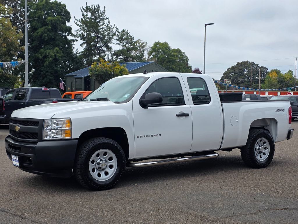 Used 2009 Chevrolet Silverado 1500 W/T AWD/4WD image 1