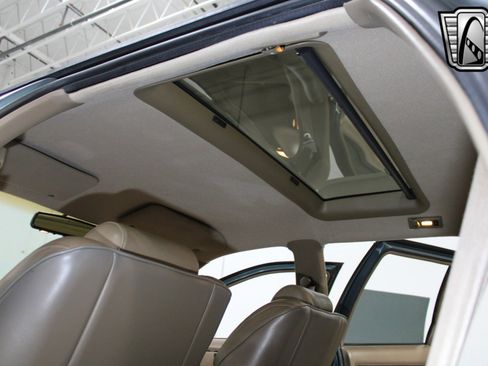 Used 1993 Buick Roadmaster Estate image 16