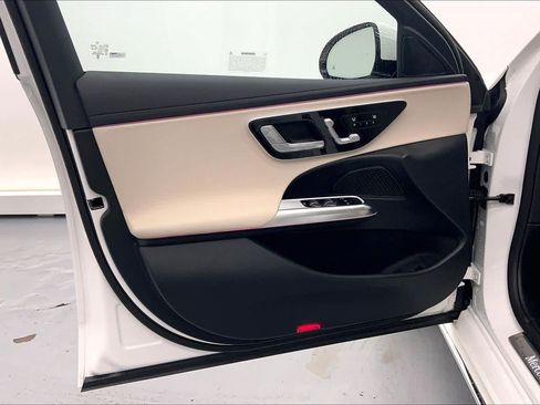 Used 2026 Mercedes-Benz E 350 Sedan image 19