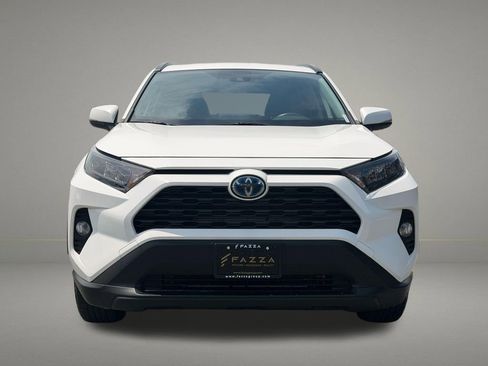 Used 2020 Toyota RAV4 LE AWD/4WD image 9