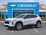 New 2026 Chevrolet Trax LS image 2