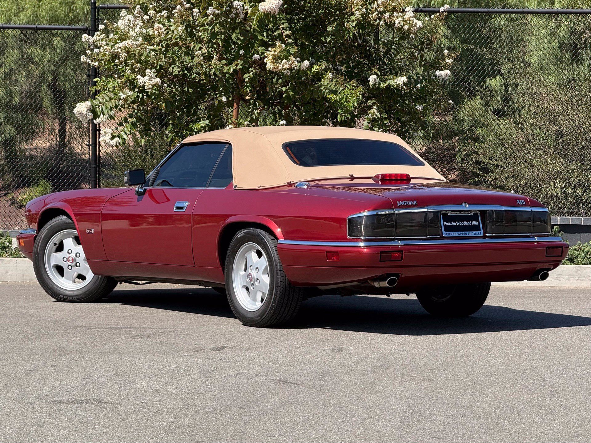 Used 1995 Jaguar XJS 4.0 Convertible RWD image 3