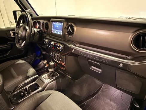 Used 2020 Jeep Wrangler Unlimited Sport AWD/4WD image 27