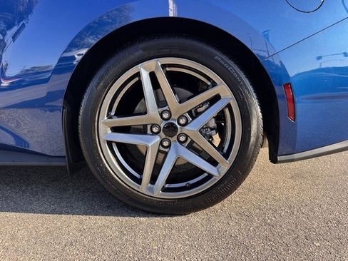 Used 2024 Ford Mustang Coupe image 13