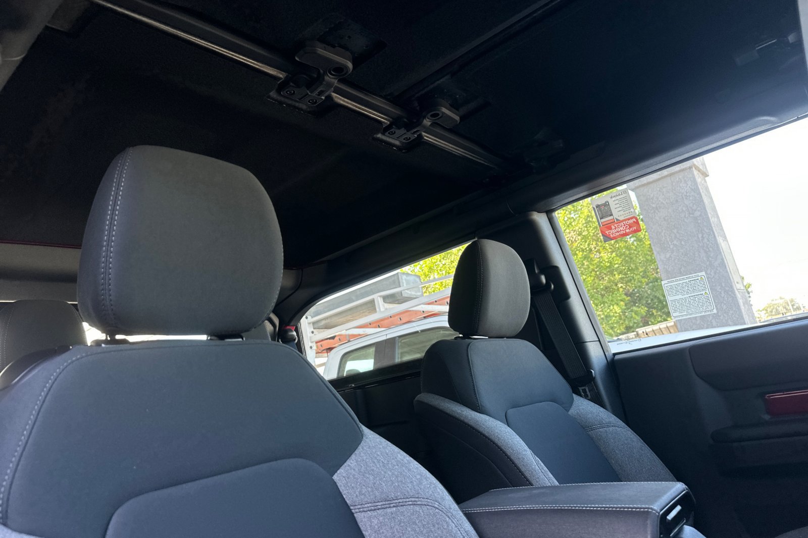 New 2026 Ford Bronco 2-Door AWD/4WD image 17