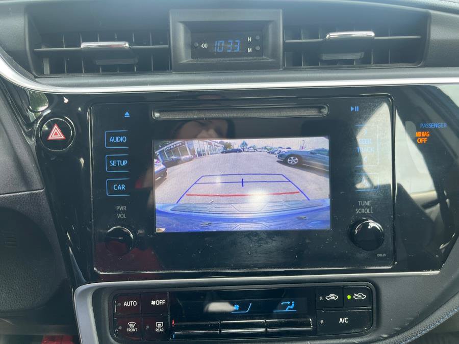 Used 2019 Toyota Corolla SE w/ Body Protection Package FWD image 19