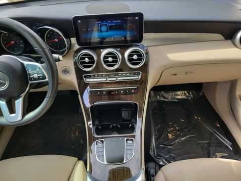 Certified 2022 Mercedes-Benz GLC 300 image 18