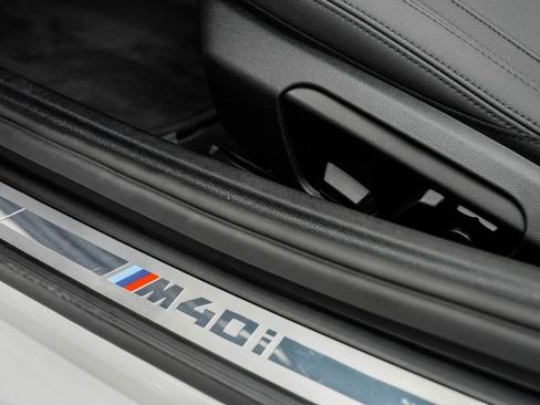 Used 2024 BMW Z4 M40i w/ Premium Package RWD image 11
