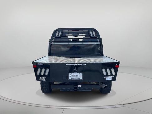 Used 2023 Chevrolet Silverado 2500 Custom w/ Custom Value Package image 4