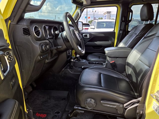 Used 2023 Jeep Wrangler Unlimited Sahara w/ Cold Weather Group AWD/4WD image 5