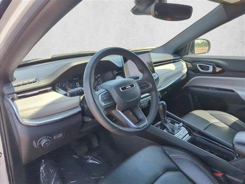 Used 2024 Jeep Compass Limited AWD/4WD image 9