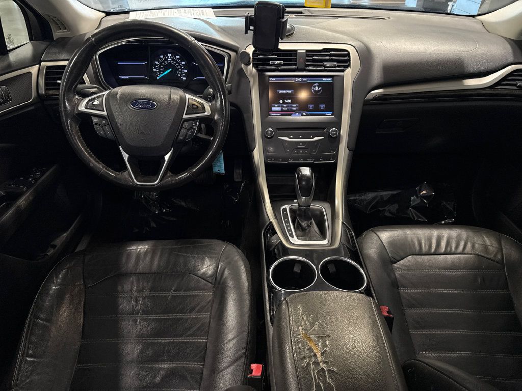 Used 2013 Ford Fusion SE FWD image 10