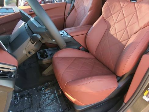 New 2026 BMW iX xDrive45 w/ M Sport Package image 17
