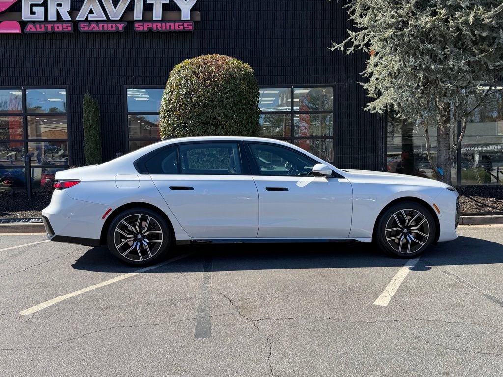 Used 2024 BMW 740i RWD image 21