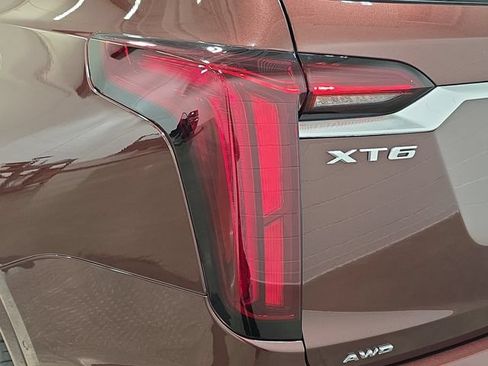 Certified 2023 Cadillac XT6 Premium Luxury w/ Technology Package AWD/4WD image 28