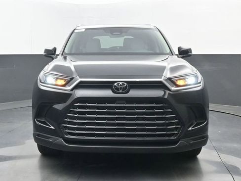New 2026 Toyota Grand Highlander FWD image 20
