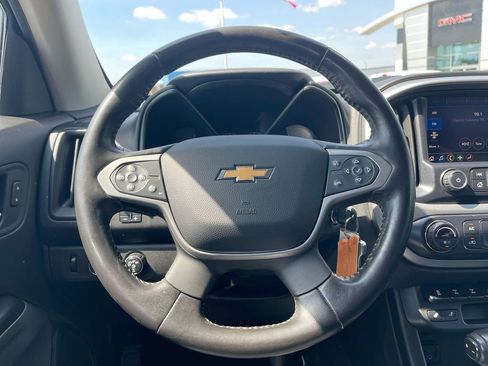 Used 2020 Chevrolet Colorado ZR2 w/ ZR2 Midnight Special Edition AWD/4WD image 13