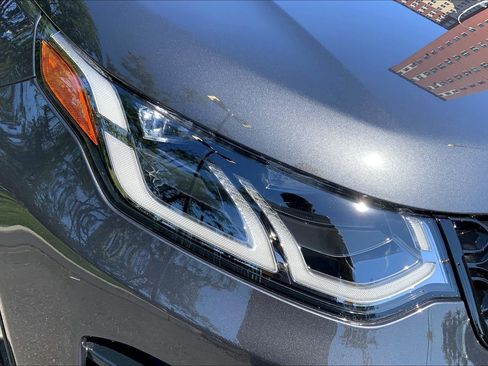 New 2026 Land Rover Discovery Sport Landmark AWD/4WD image 13