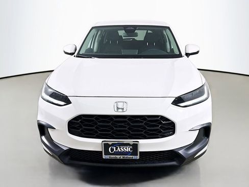 New 2026 Honda HR-V LX image 2