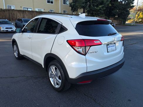 Used 2019 Honda HR-V EX image 19