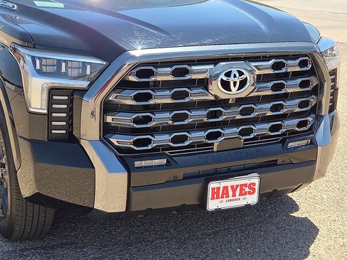 Used 2025 Toyota Tundra Platinum AWD/4WD image 6