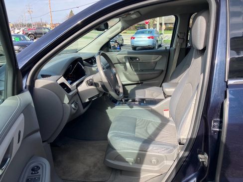 Used 2016 Chevrolet Traverse LT AWD/4WD image 10